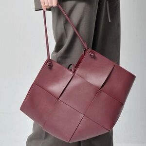 Bob Ore Taylor Tote NWT Plum